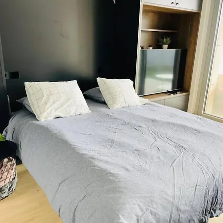 Charming With Terrace And Parking Apartment Luxembourg